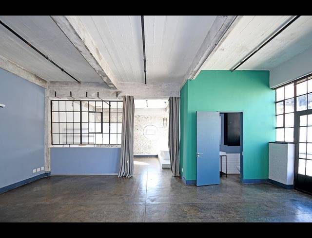 1 BEDROOM APARTMENT FOR SALE IN MABONENG